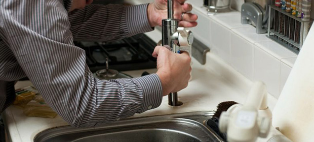 Emergency plumber Putney